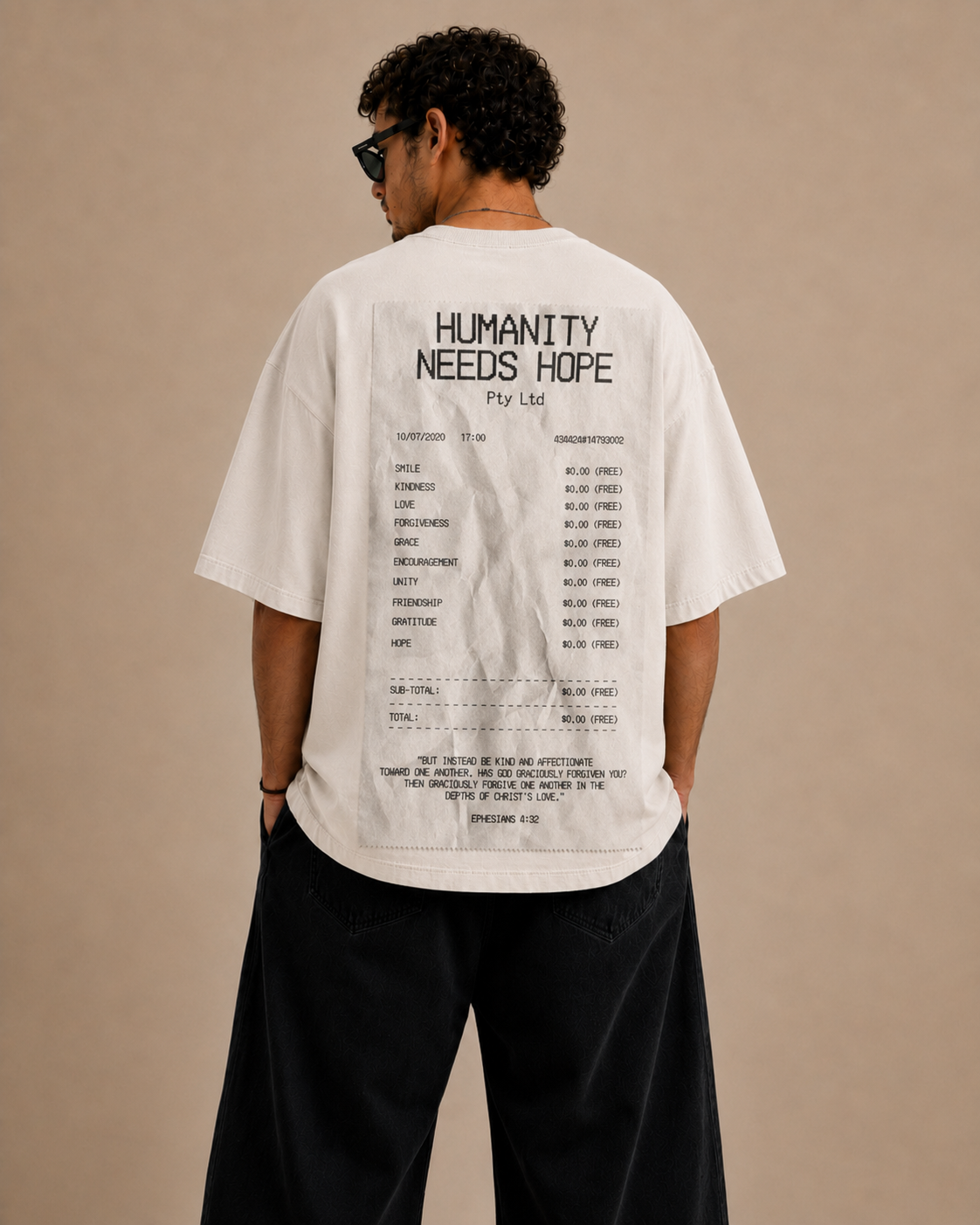 T-shirt Oversize Écru "Humanity Needs Hope"